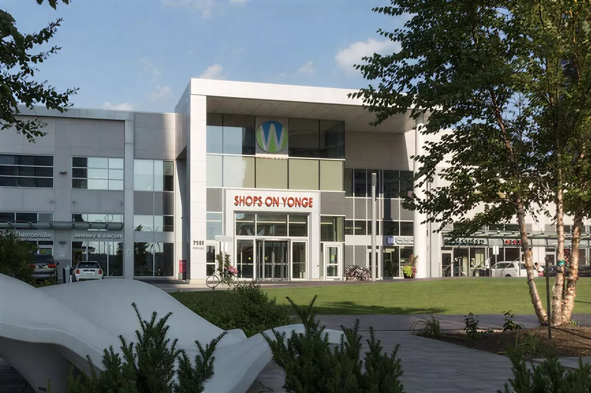 Markham, ON L3T 0C7,7181 Yonge ST #129