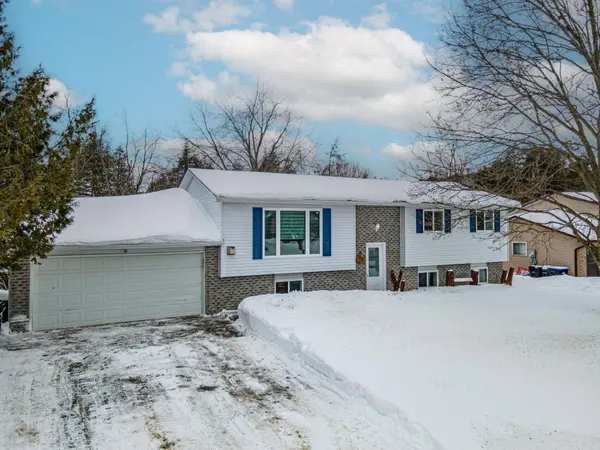 226 Thornton AVE, Essa, ON L0L 2N0