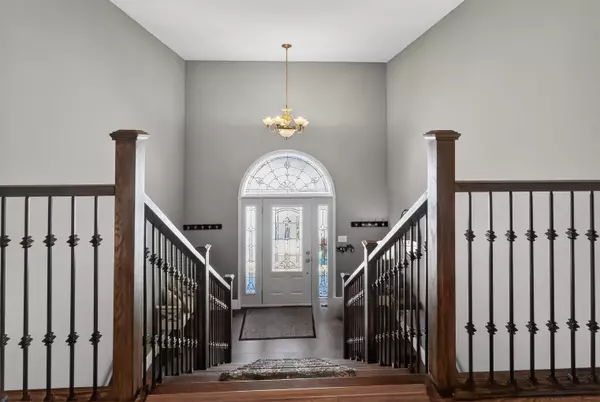 Frontenac, ON K0H 1X0,27 Collins DR