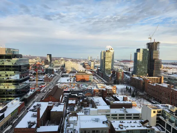 Toronto C08, ON M5A 0X6,70 Princess ST #2406