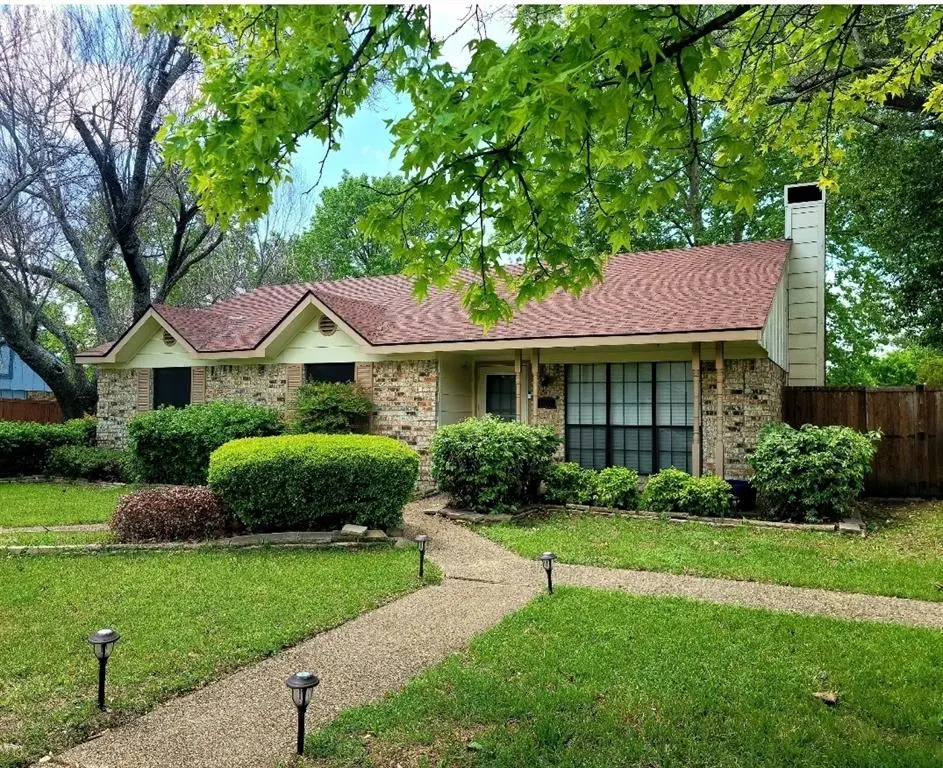 1107 Willow Run Drive, Duncanville, TX 75137