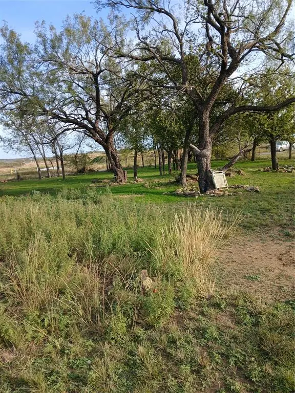 816 E 3RD Street, Coleman, TX 76834