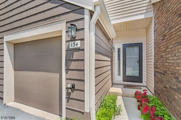 134 Kingston Ct, Madison Boro, NJ 07940