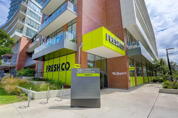 32 Forest Manor RD #802, Toronto C15, ON M2J 0H2