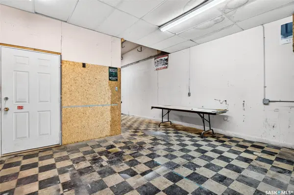 37 Main STREET N #4, Moose Jaw, SK S6H 0V8