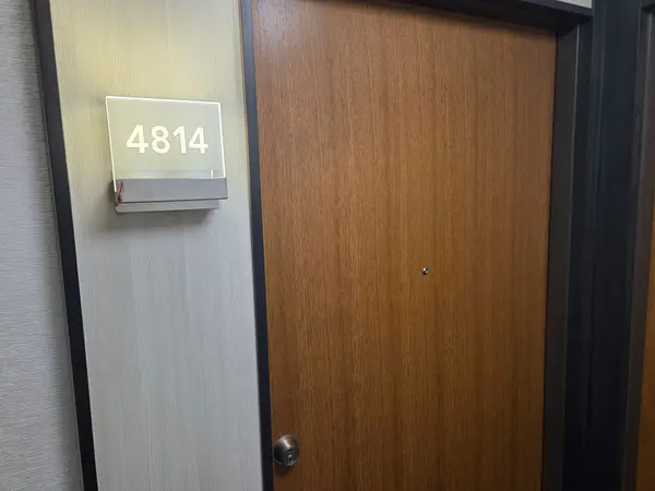 Toronto W06, ON M8V 0J1,30 Shore Breeze DR #4814