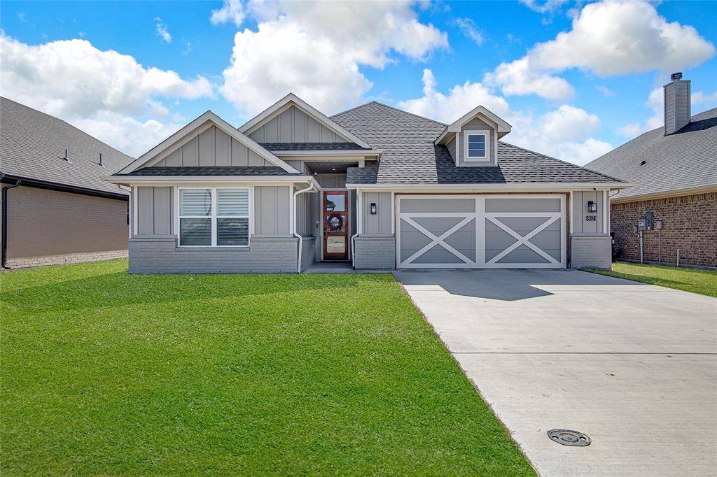 812 Rodgers Avenue, Godley, TX 76044