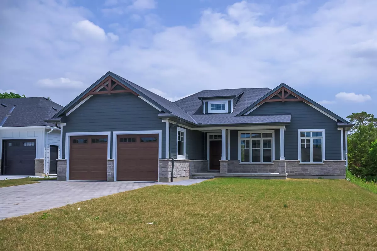 North Middlesex, ON N0M 2K0,7 Spruce CRES