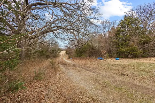 265 Cooks Corner Road, Pottsboro, TX 75076