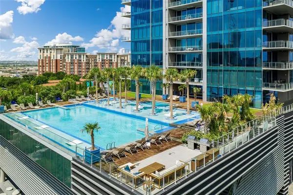 3130 N Harwood Street #707, Dallas, TX 75201