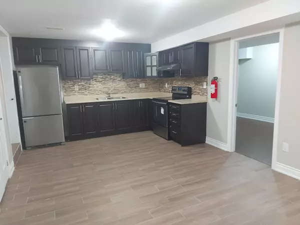 Brampton, ON L6P 3W1,4 Meltwater CRES #Basement