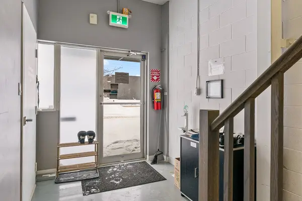 70 Monarch RD #5, Guelph, ON N1K 1S3