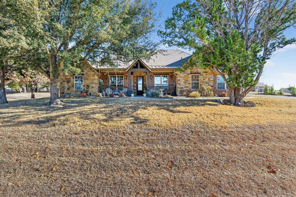 3719 Lonesome Creek Road, Granbury, TX 76049