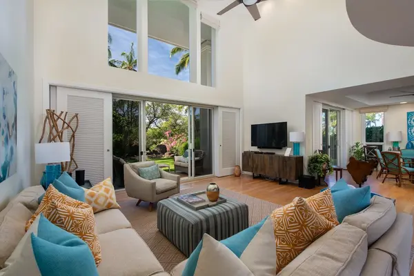 68-1375 PAUOA RD #A2, Kamuela, HI 96743