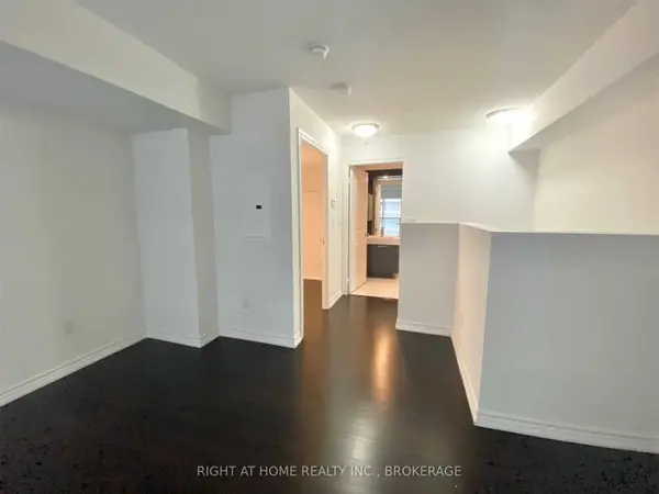 Toronto C01, ON M5B 0A5,386 Yonge ST #714