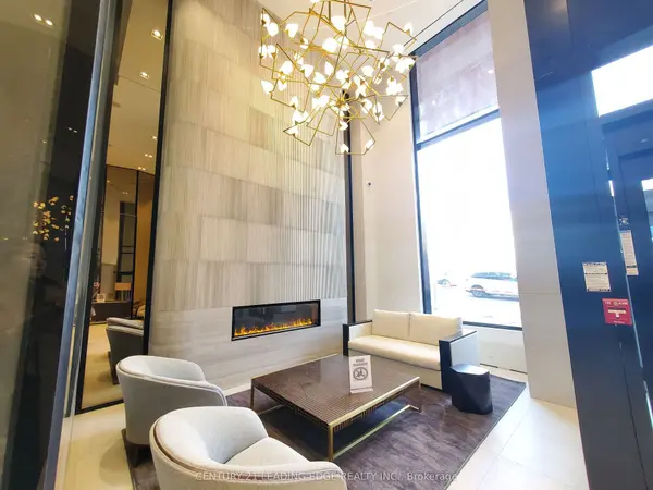 2020 Bathurst ST #328, Toronto C03, ON M5P 0A6