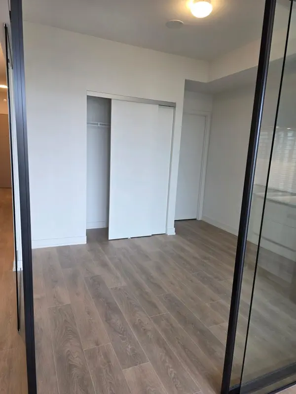 Toronto C01, ON M6R 2B2,181 Sterling RD N #1014