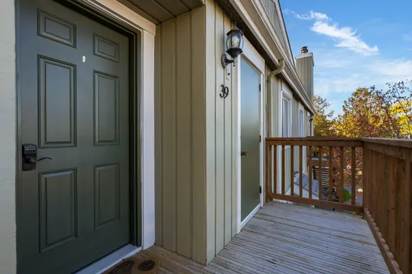 Collingwood, ON L9Y 5B4,19 DAWSON DR #39