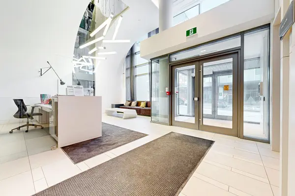 10 De Boers DR #313, Toronto W05, ON M3J 0L6