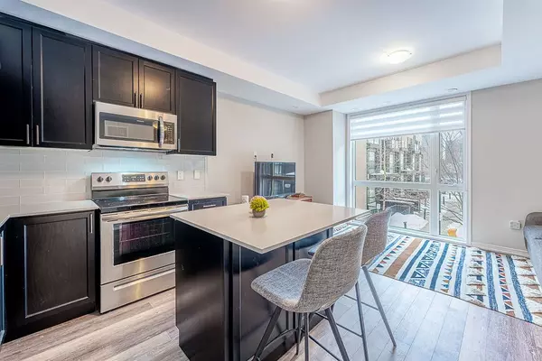 Toronto W08, ON M8Z 0E3,26 Fieldway RD #43