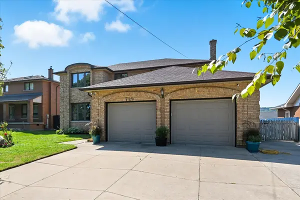 729 Winston RD, Grimsby, ON L3M 4E8