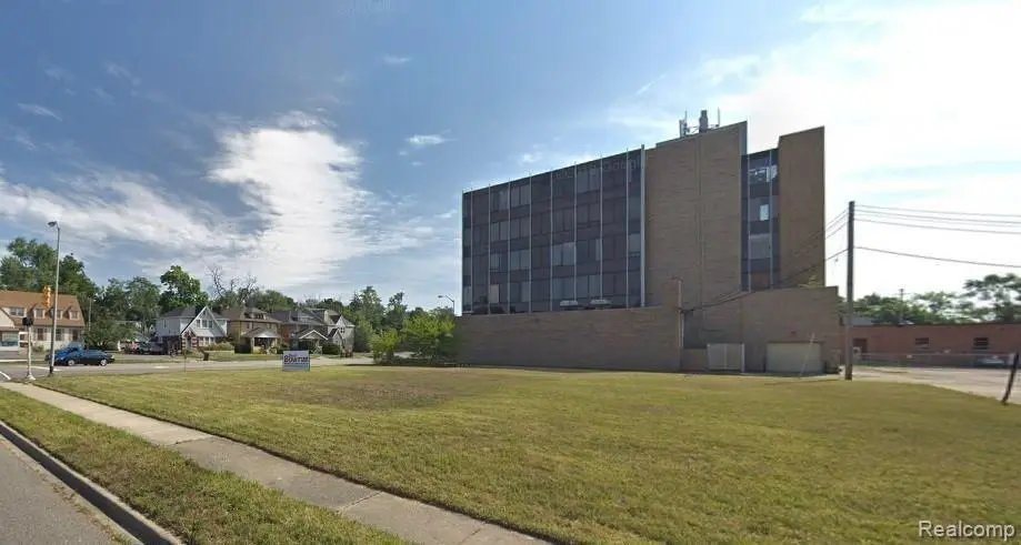 V/L Huron RD, Pontiac, MI 48341