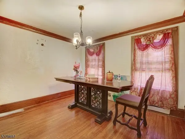 170 Oakland Ter, Newark City, NJ 07106