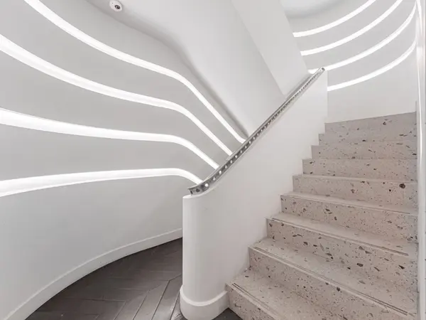 121 Scollard ST, Toronto C02, ON M5R 1G4