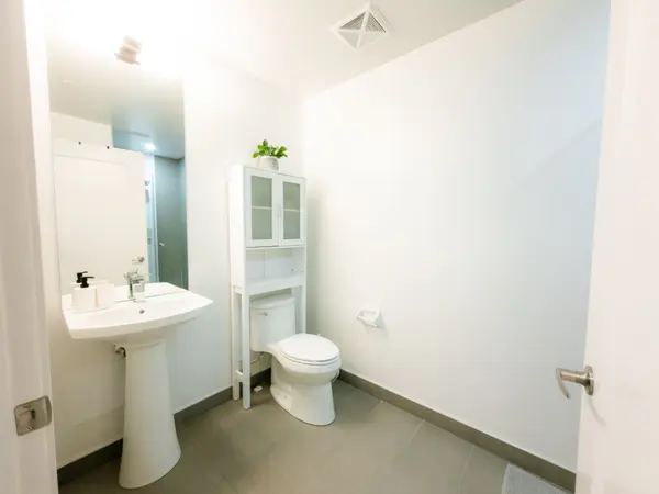 Toronto C08, ON M5A 0X6,70 Princess ST #2902