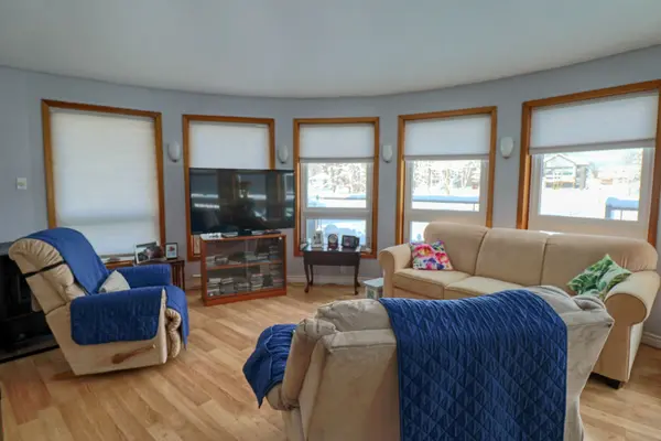 34 Simcoe RD, Ramara, ON L0K 1B0