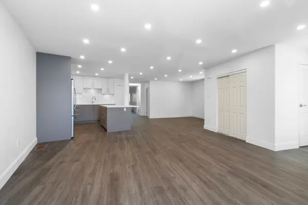 1498 Paddington CT #UPPER, Burlington, ON L7M 1W7