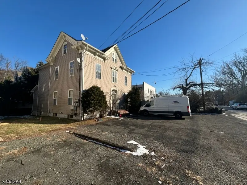 758 Somerset St, Watchung Boro, NJ 07069