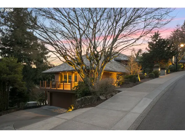 1592 VIEW LAKE CT, Lake Oswego, OR 97034