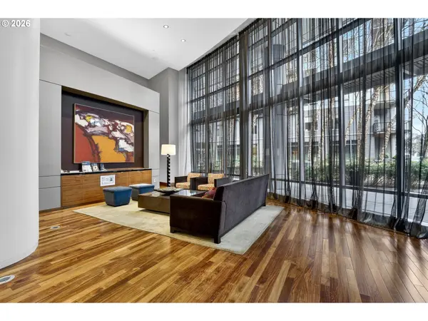 3601 S RIVER PKWY #702, Portland, OR 97239