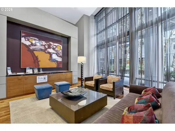 3601 S RIVER PKWY #702, Portland, OR 97239