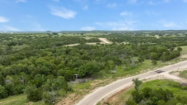 1027 Cedar Hill Drive, Nemo, TX 76070