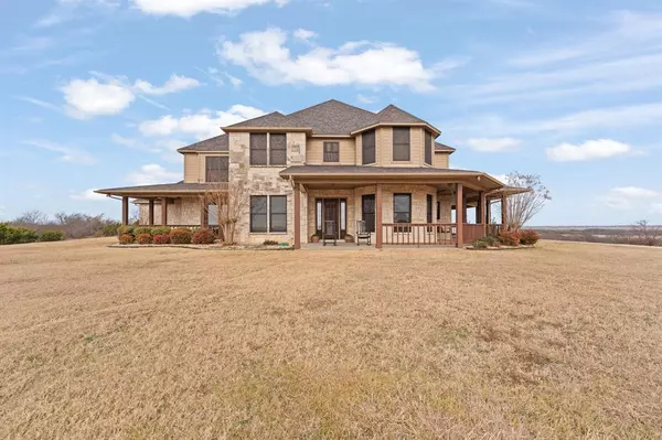 4520 S Nolan River Road, Cleburne, TX 76033