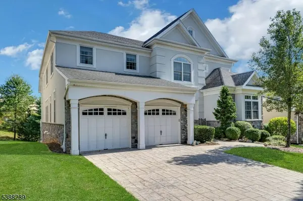 18 AVON ROAD, Warren Twp., NJ 07059