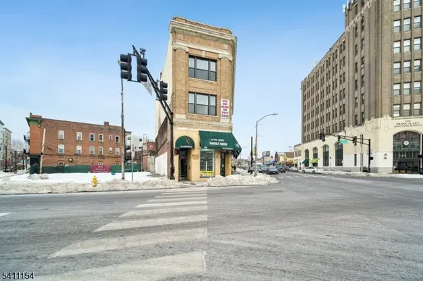 330 Glenwood Ave, Bloomfield Twp., NJ 07003