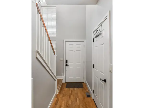 12210 SW MEADER WAY, Beaverton, OR 97008