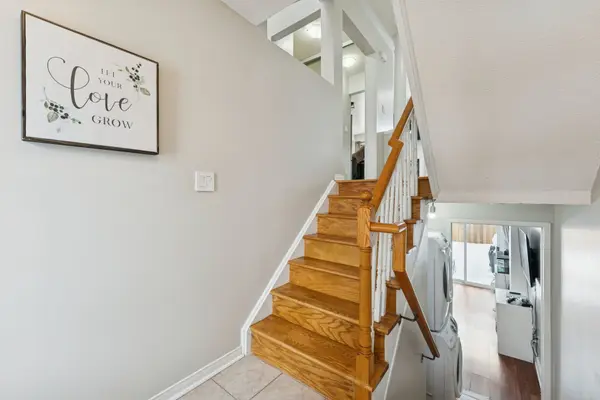 Brampton, ON L6V 4M3,57 Brickyard WAY #51