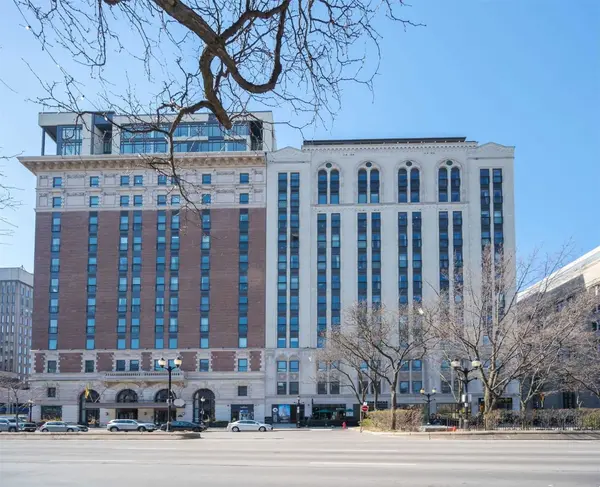 112 King ST E #907, Hamilton, ON L8N 1A8