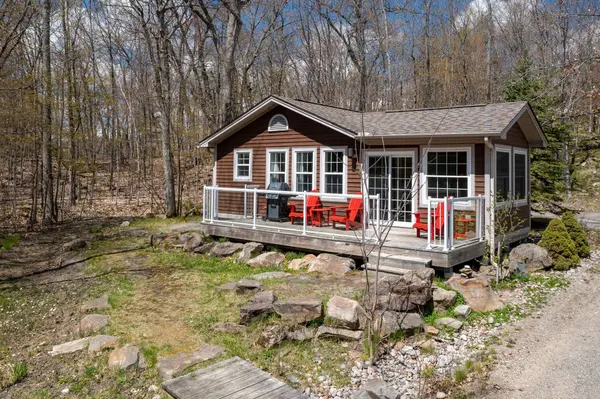 1052 RAT BAY RD #116-10, Lake Of Bays, ON P1H 2J6