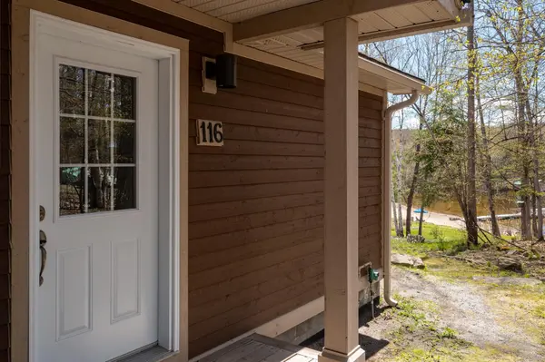 1052 RAT BAY RD #116-10, Lake Of Bays, ON P1H 2J6