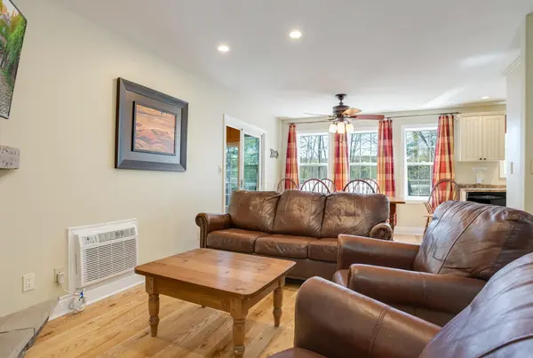 1052 RAT BAY RD #116-10, Lake Of Bays, ON P1H 2J6