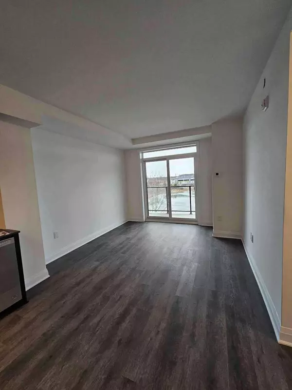 Hamilton, ON L0R 1P0,1936 RYMAL RD E #317