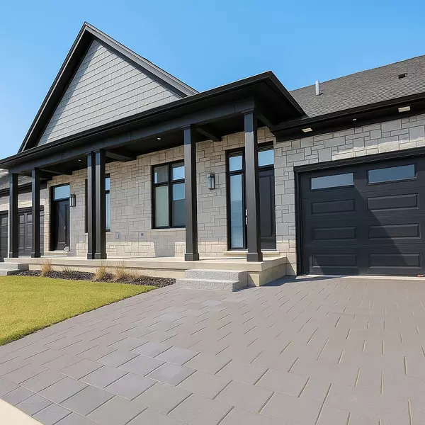 63 Compass TRL #7, Central Elgin, ON N5L 0B4