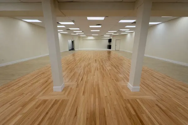 381 Richmond RD, Carlingwood - Westboro And Area, ON K2A 0E7