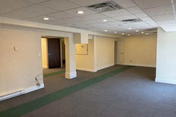 381 Richmond RD, Carlingwood - Westboro And Area, ON K2A 0E7