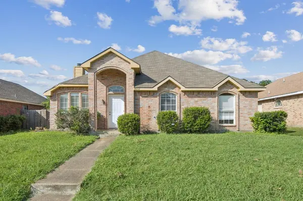 1602 Develon Drive, Mesquite, TX 75149